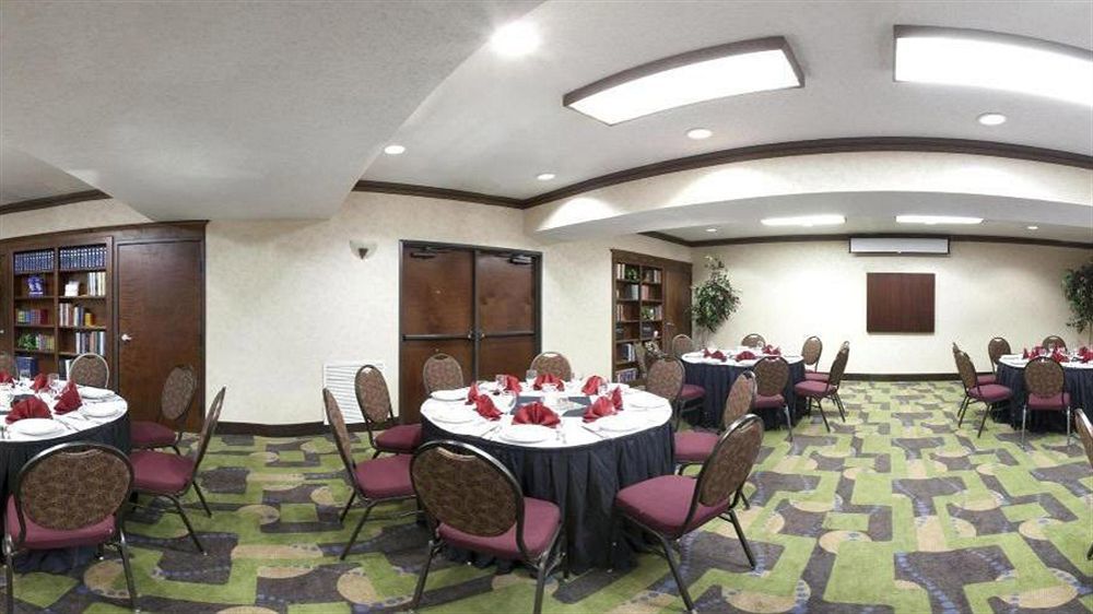 Holiday Inn Express & Suites - Dallas Park Central Northeast By Ihg Exterior photo