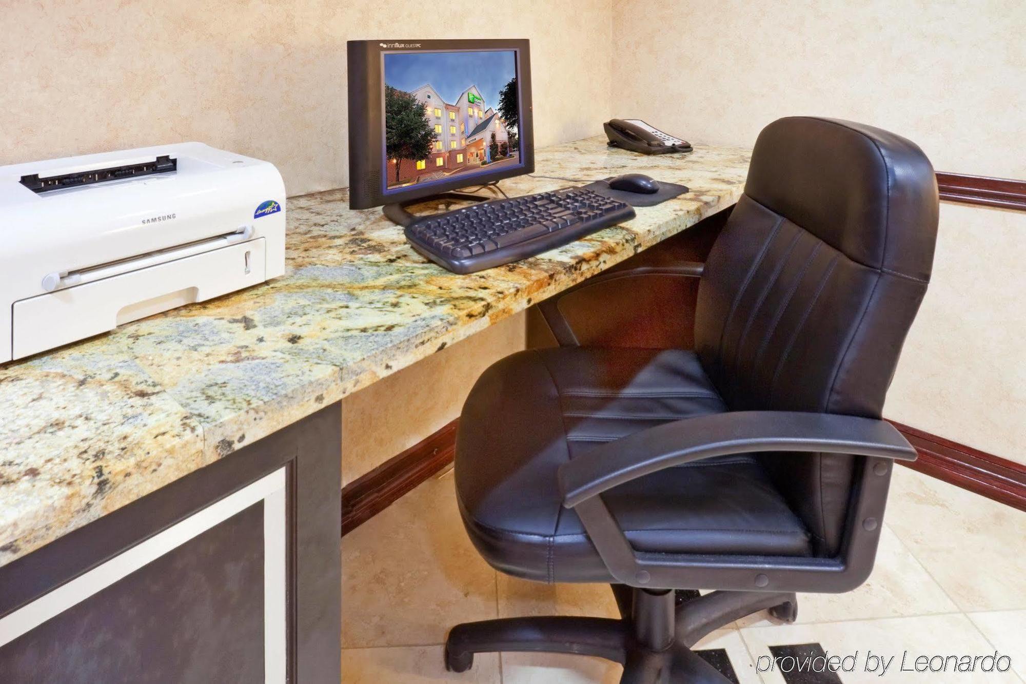 Holiday Inn Express & Suites - Dallas Park Central Northeast By Ihg Facilities photo